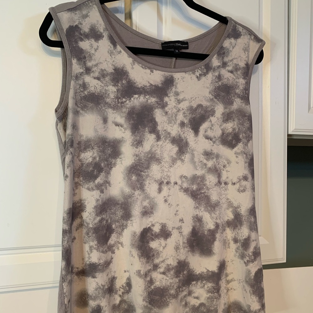 Yuni Los Angeles Tank Size M gray cami suede feel